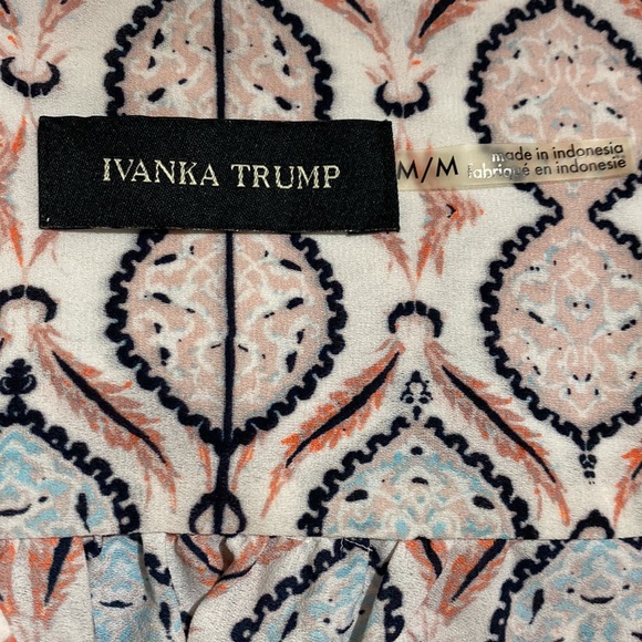 Ivanka Trump 3/4 Sleeve Blouse Popover Stretch Top V Neck Women's Size M - Picture 8 of 12